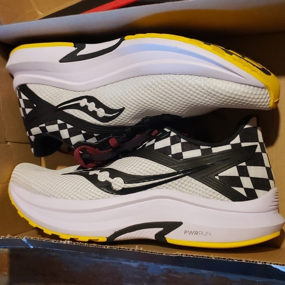 SAUCONY Men's Sneakers - Picture 1 of 7